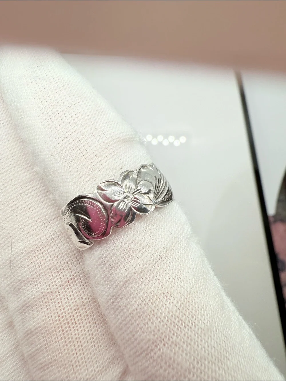 Hawaiian Maile Leaf Sterling Silver Eternity Band Ring!